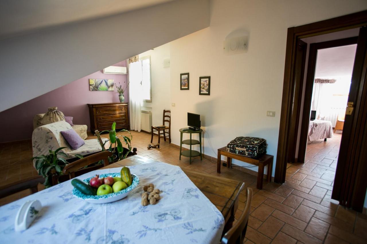 Le Raganelle Hotell Oneglia Exteriör bild