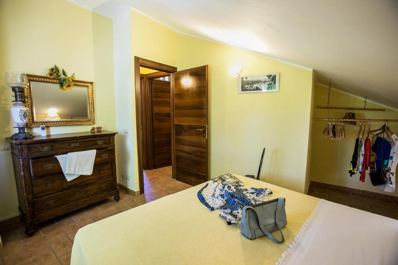 Le Raganelle Hotell Oneglia Exteriör bild