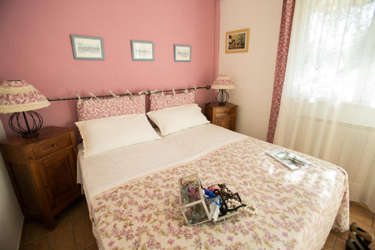 Le Raganelle Hotell Oneglia Exteriör bild